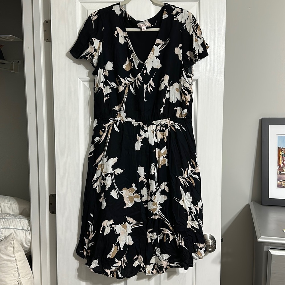 Merona XL Women’s dress with elastic waist